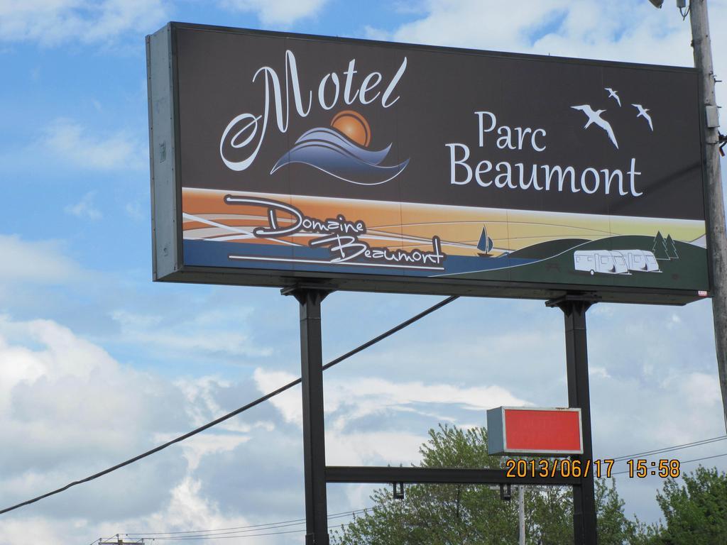 Motel Parc Beaumont Inc. Exterior photo