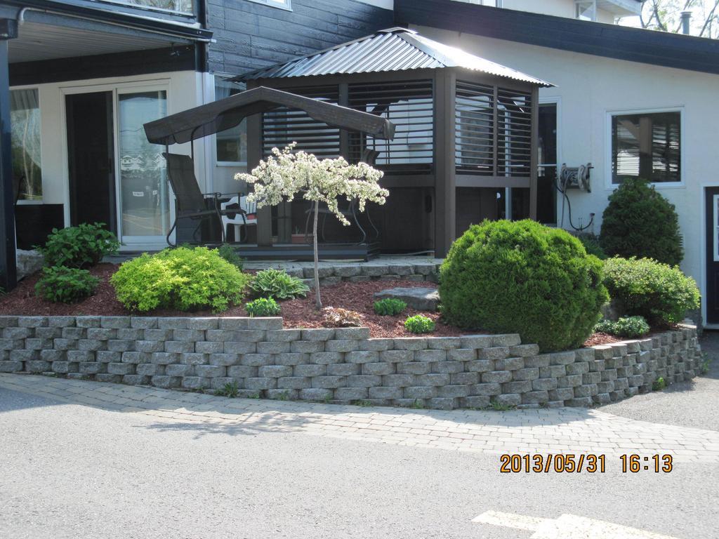 Motel Parc Beaumont Inc. Exterior photo