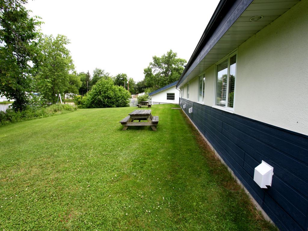Motel Parc Beaumont Inc. Exterior photo